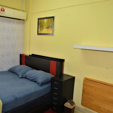 Awedee Homestay Путраджая Экстерьер фото